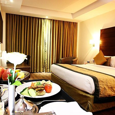Aravali Clarks Inn Alwar Exterior foto